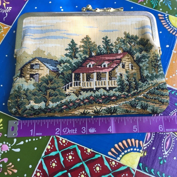 Tapestry Coin Purse - Picture 2 of 6